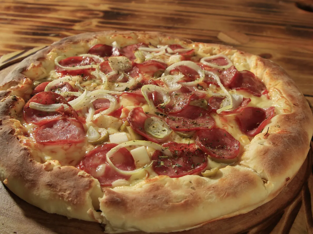 Pizza Calabresa