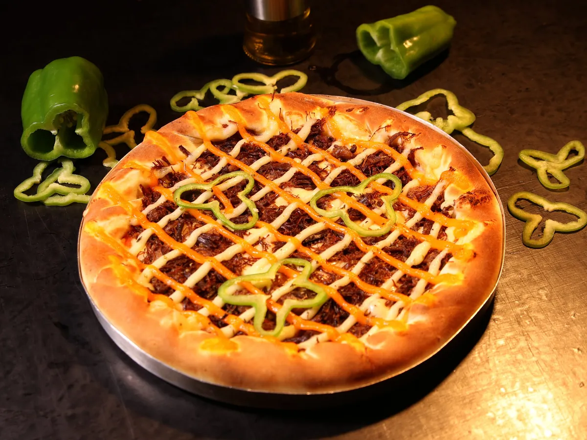 Pizza Carne de Sol com Catupiry